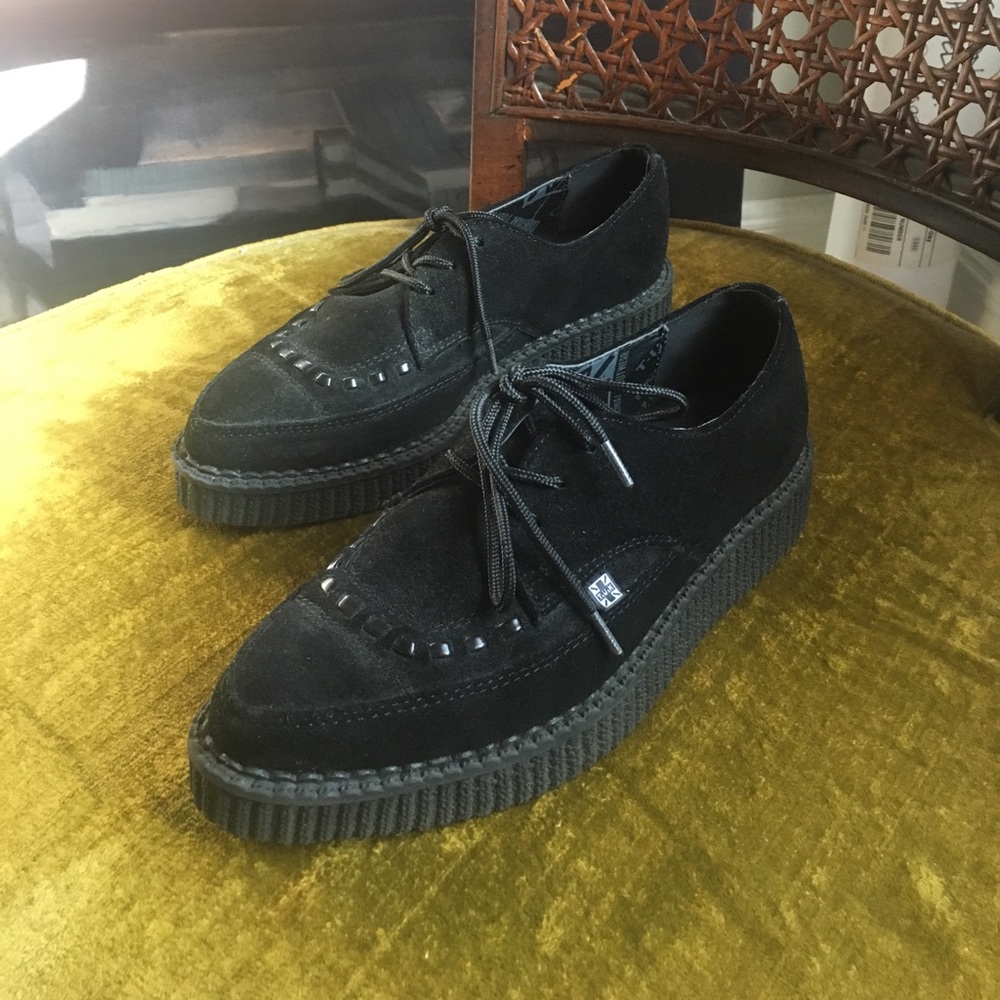 T.U.K Pointed Toe Black Creeper W Sz 7 EU 38